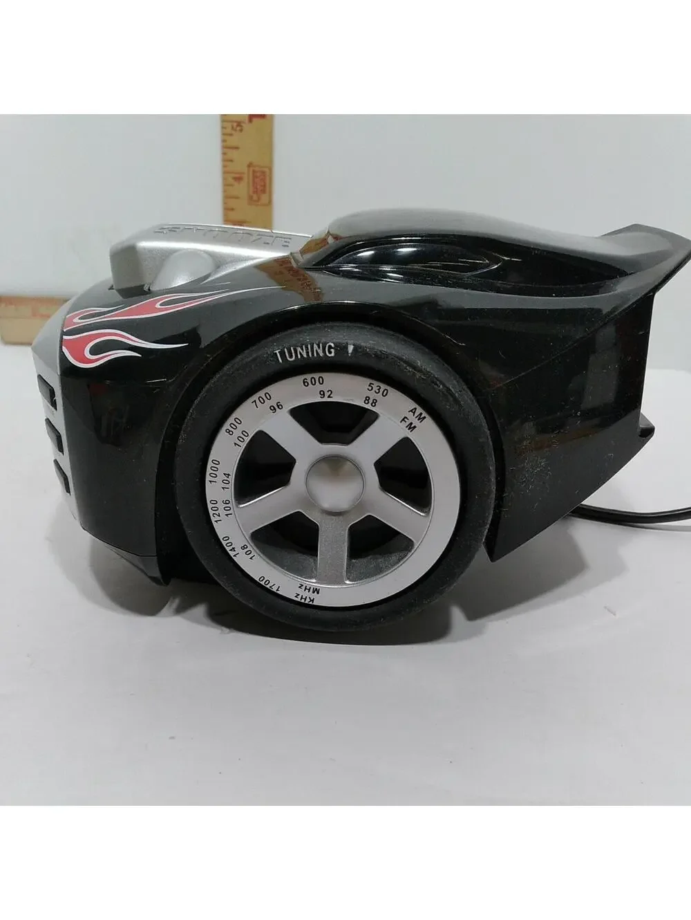 2008 Hotwheels Alarm Clock With Night Light And Radio